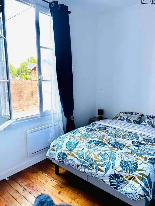 Cocooning Aeroport Beauvais Paris Apartment 0*,  France