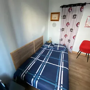  Apartment En Rez-de-chausse, De 21m 2